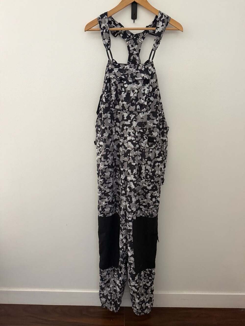 Nike ACG Woven Overalls Size Men’s M Camo